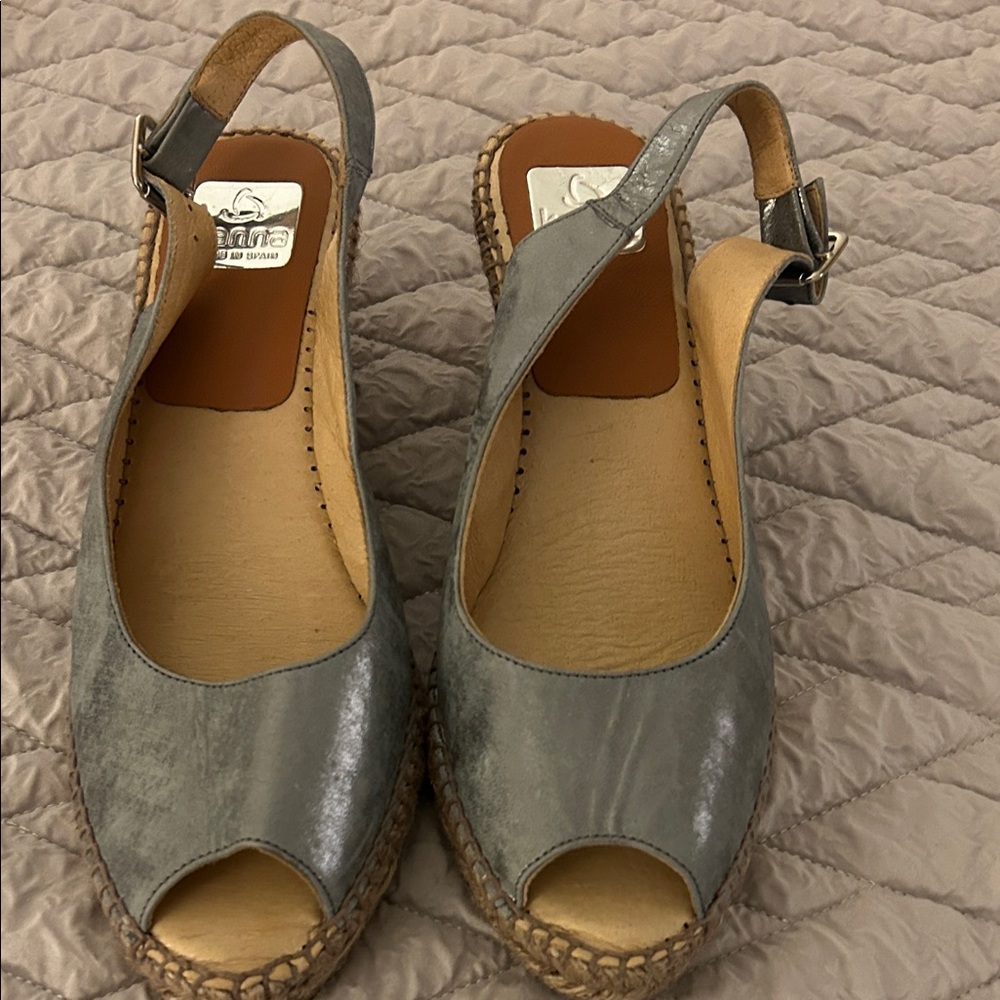 Kanna Metallic Silver Espadrille Sandals